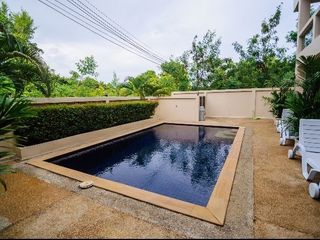 Hill Side Apartment