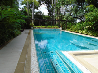 Praphai House