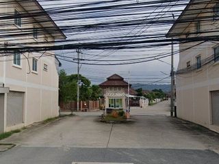 V View Villa