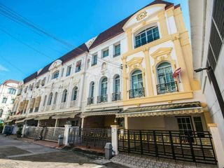 Baan Klang Krung Grande Vienna Rama 3