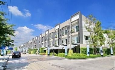 Casa en el centro de la ciudad, Sukhumvit 77