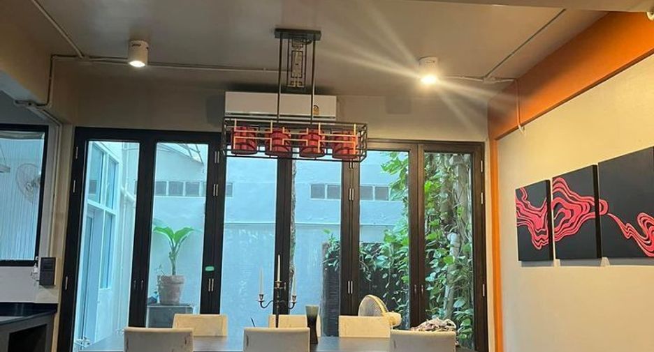 Uni Villa 2
