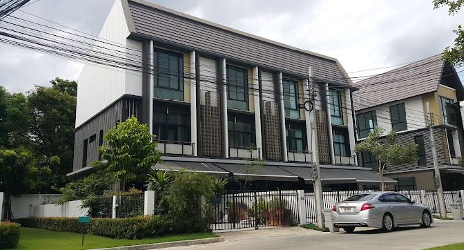 Flora Wongsawang