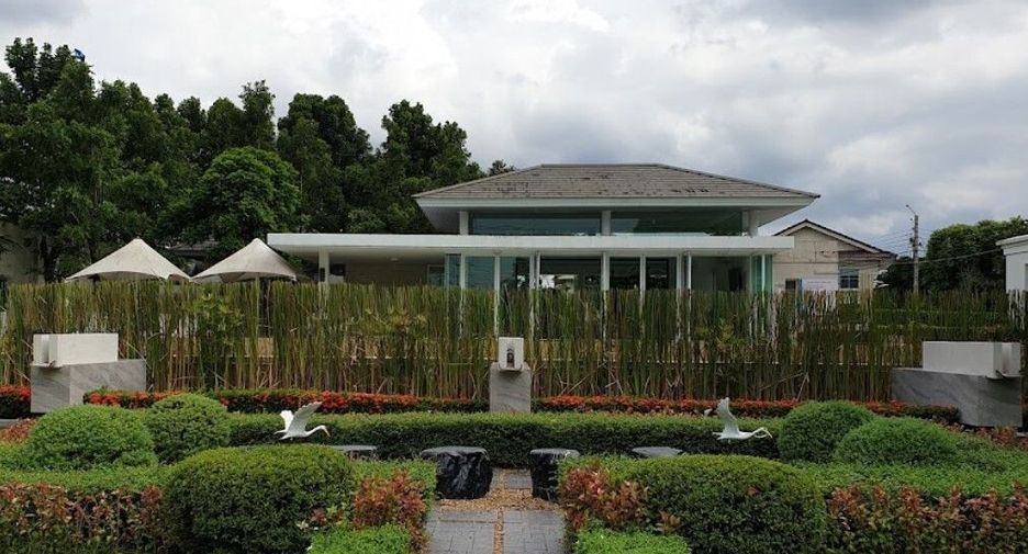 Chaiyapruk Pinklao-Sathorn