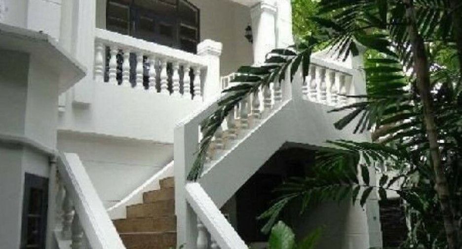 Prom Phak Gardens