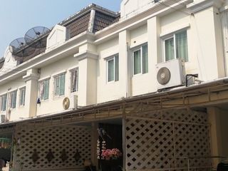 The Exclusive Townhome