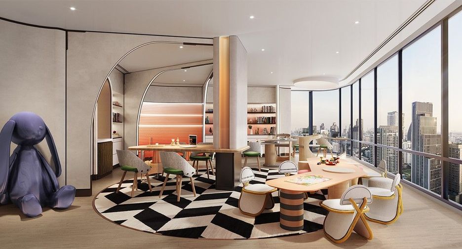 MUNIQ Phrom Phong