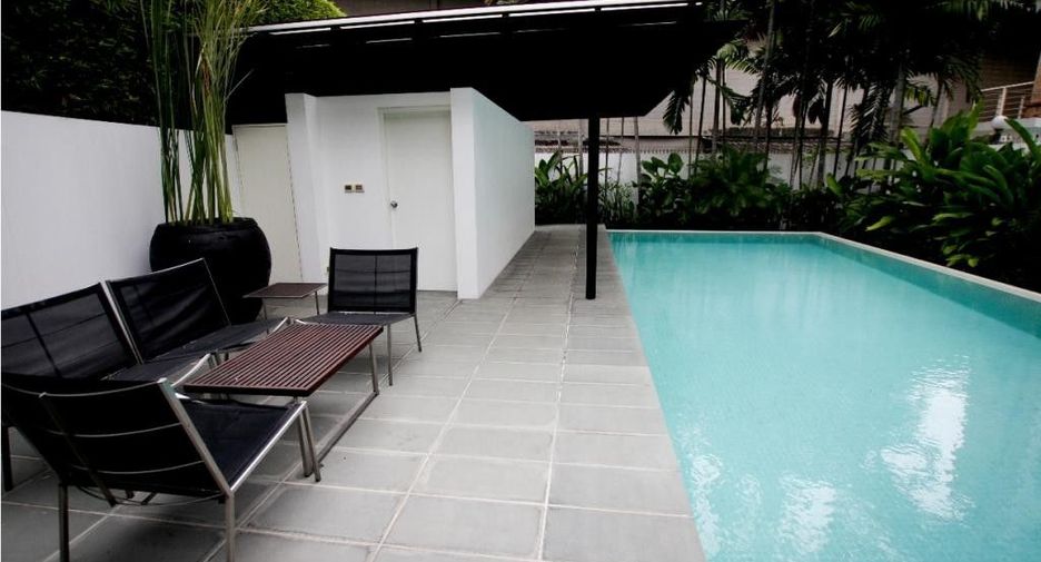 The Tree Sathorn
