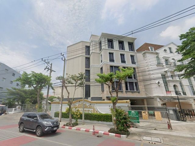 Baan Klangkung Chalamnimit
