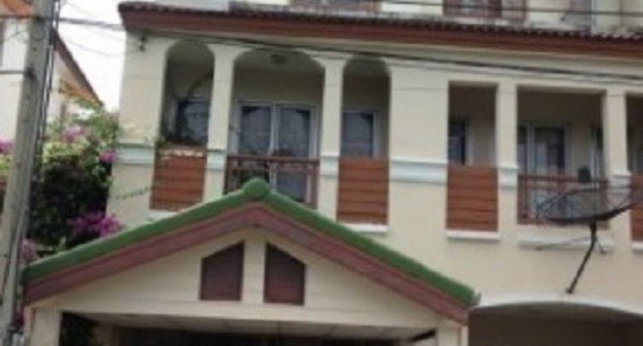 The Balcony Home