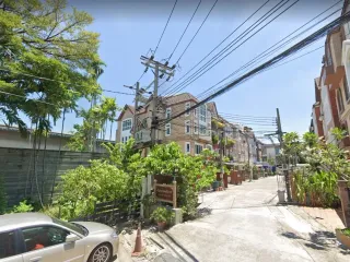 Yenakart Residence