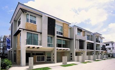 Thanapat Haus Sathorn-Narathiwas