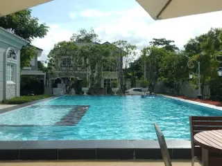 Golden Neo Suksawat-Rama 3
