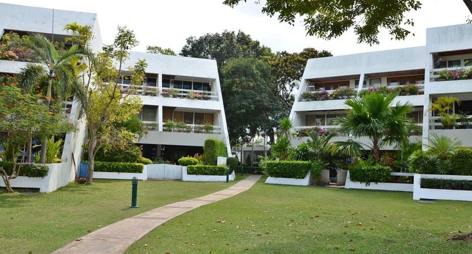 Bang Saray Beach Condominium