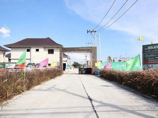 Baansiripaphat 2