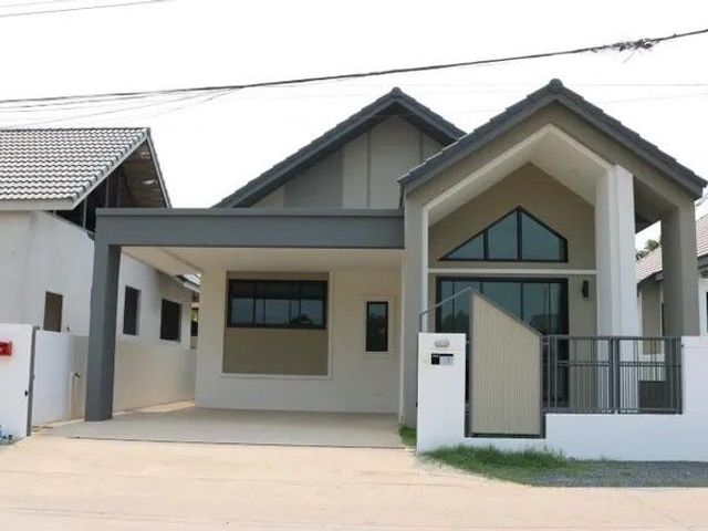Baan Saransiri Warinchamrap