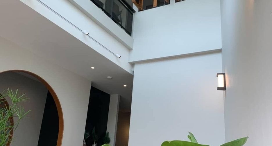 Hakka Residence