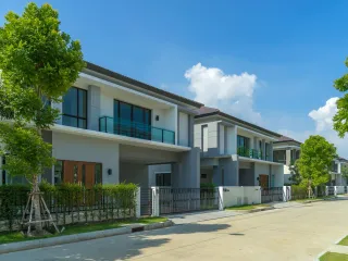 THE CITY SUKSAWAT