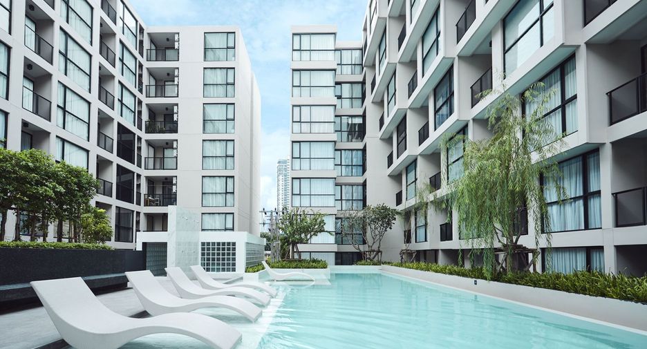 Flexi Sathorn - Charoennakorn