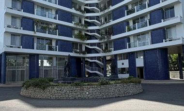 Navin Park Condominium