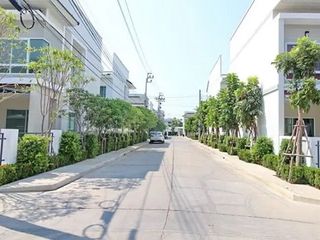 The Metro Ramkhamhaeng - Wongwaen