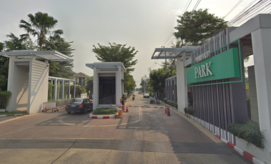 Perfect Park Bang Bua Thong