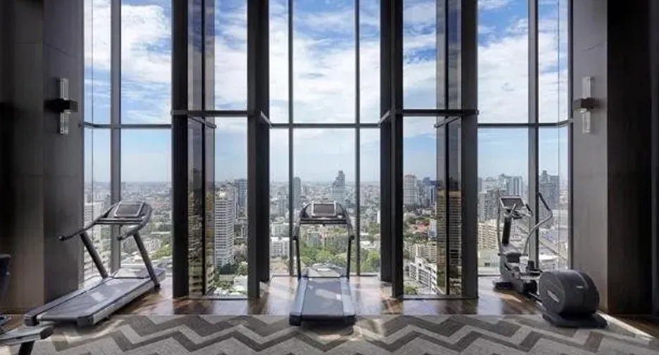 Wohnung zur Miete und zum Kauf mit 2 Zimmer in Khlong Toei, Bangkok