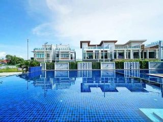 สุชาวลัย แอท ซี