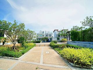 สุชาวลัย แอท ซี