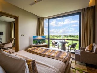 Summit Windmill Golf Club & Residence