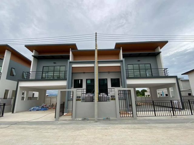 Meephom Home