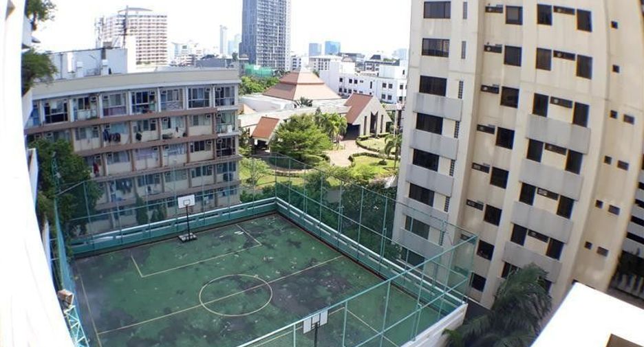 Sathorn Park Place