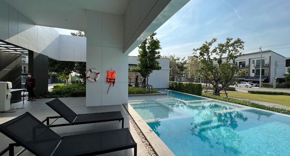 Baan Klang Muang Ratchaphruek-Sathorn