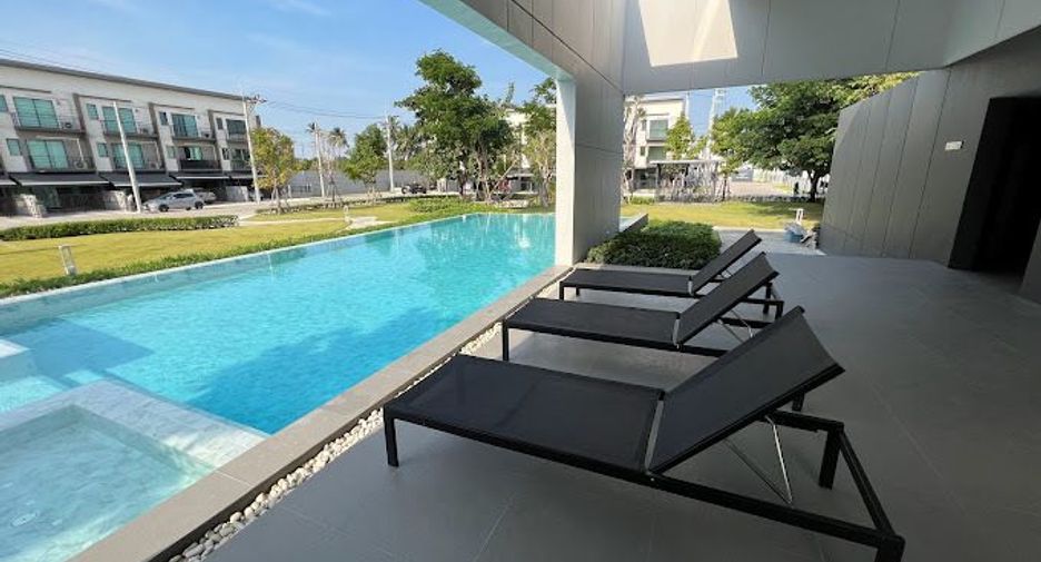 Baan Klang Muang Ratchaphruek-Sathorn