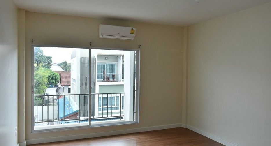 Nalin Avenue 2