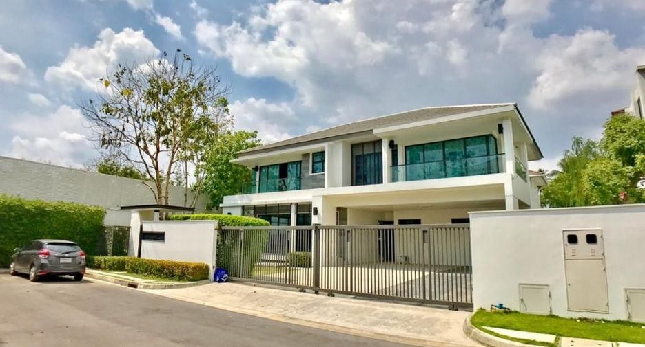 Ladawan Pinklao-Sathorn