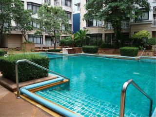 Green Point Silom
