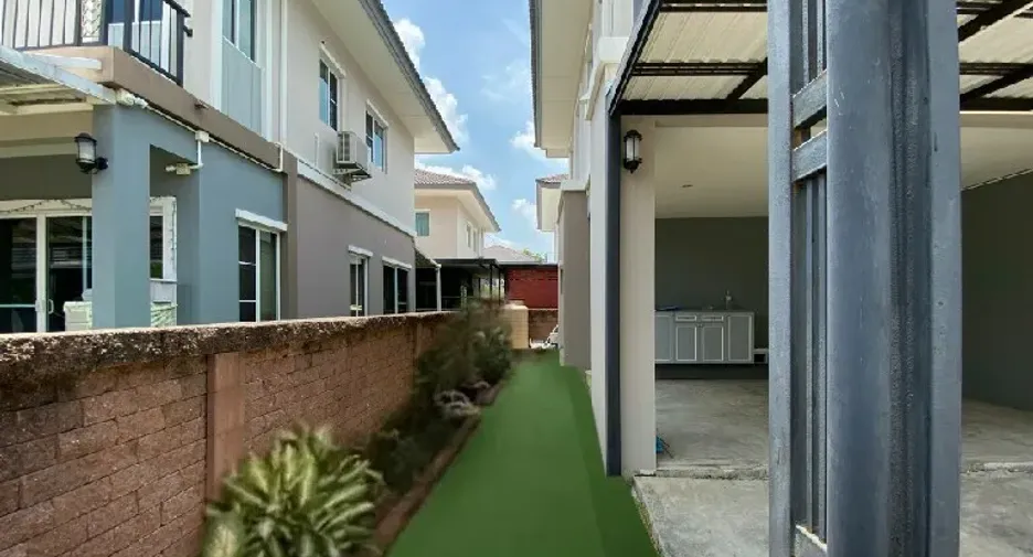 Passorn Prestige Luxe Pattanakarn
