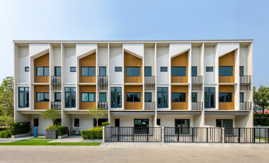 Plex On Nut – Wongwaen