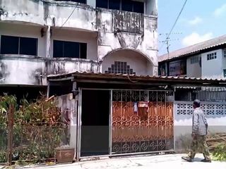 Si Chon Village