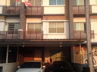 Townplus Onnut-Ladkrabang