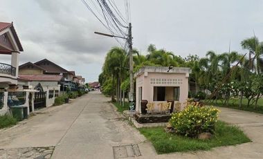 Ta Tawan Village