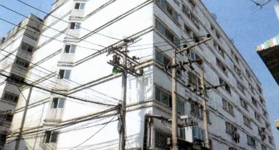 Pracha Ruamjai Condo Town