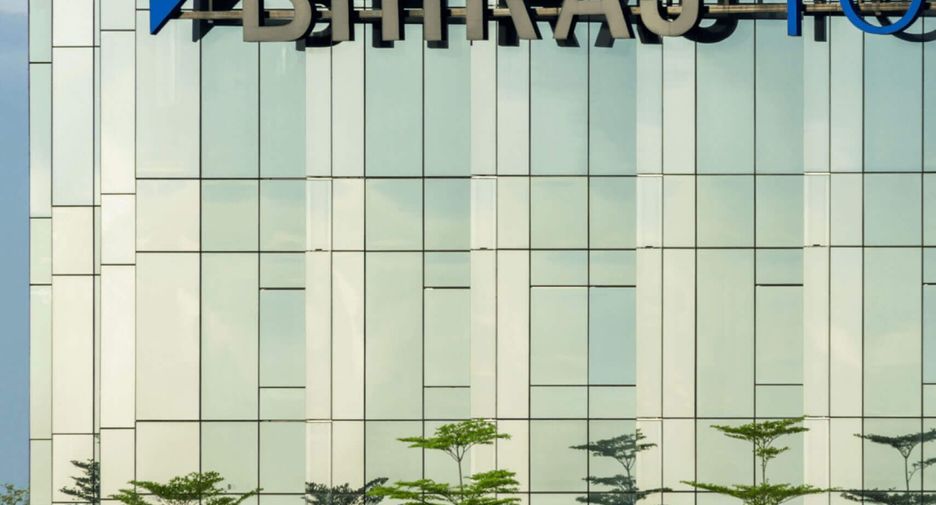 BHIRAJ TOWER at EmQuartier