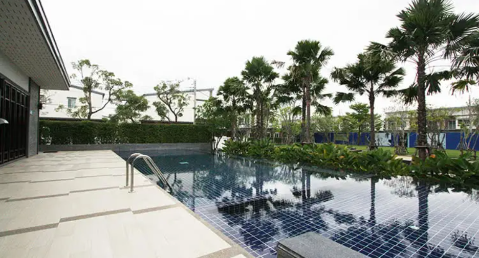 Villette Lite Rattanathibet