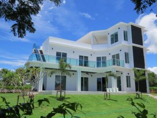GreenView Villa