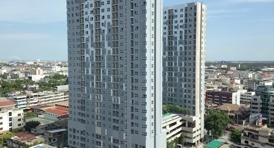 ISSI Condo Suksawat