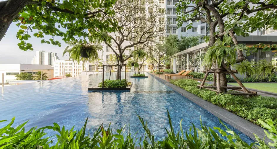 ISSI Condo Suksawat