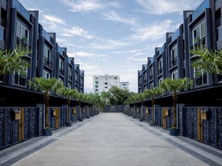 WeState Townhouse