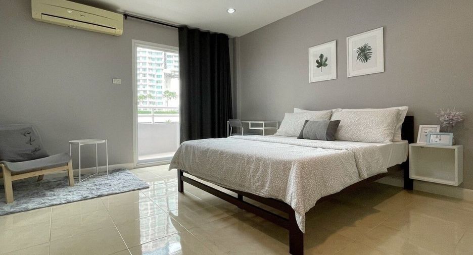 39 Place Apartment